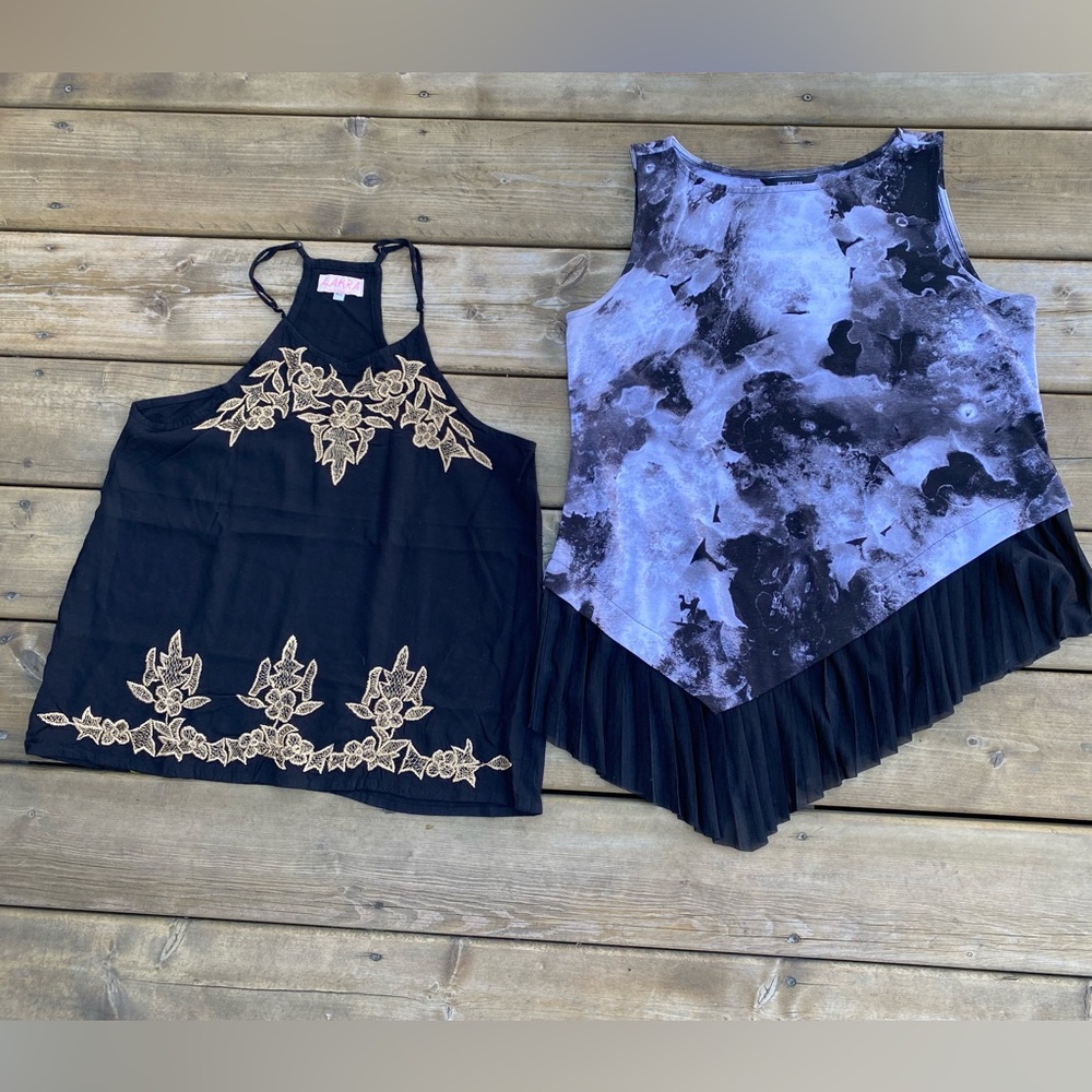 Simply Vera Wang Abstract Purple Black Sleeveless Top & Lakra spaghetti top sz M